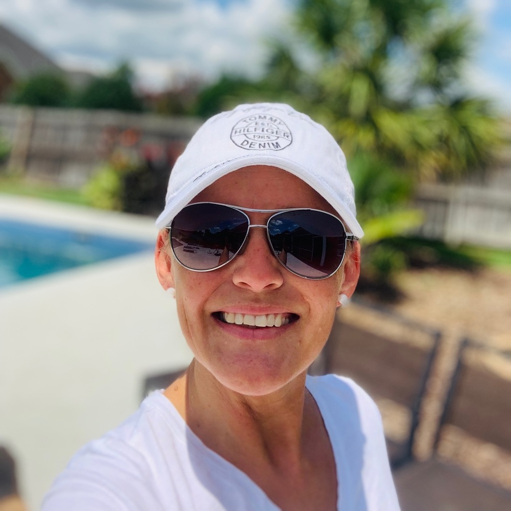 Meet your Posher, Yvonne